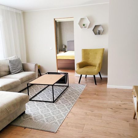 Karjamaa Apartment - Garden, Free Parking, Air Conditioning Parnu Exterior photo