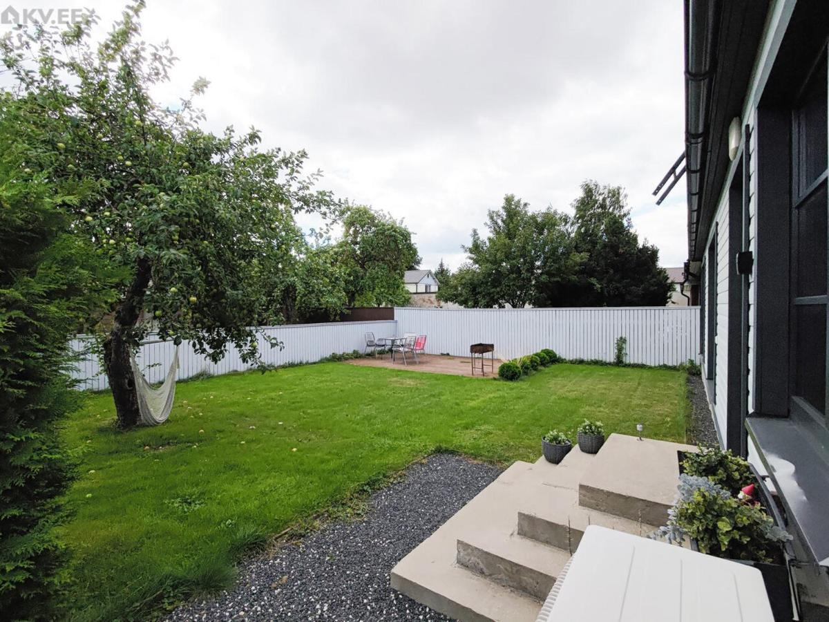 Karjamaa Apartment - Garden, Free Parking, Air Conditioning Parnu Exterior photo